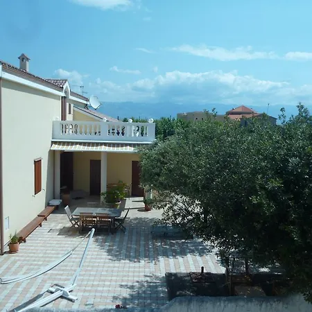 Oda ve Kahvaltı Vanni