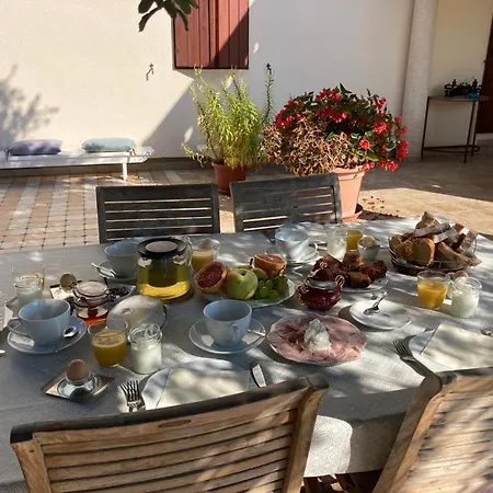 Vanni Bed & Breakfast 3*