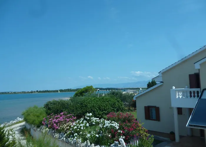 瓦尼住宿加早餐旅馆 普利拉卡